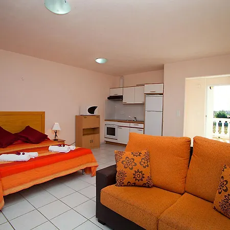 Apartamento Royal Delta-7 By Interhome
